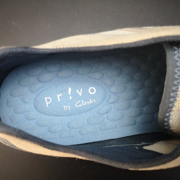 Privo by Clarks Ladies Size 7M Beige & Tan with Grey Slip On Sneakers - Picture 3 of 8